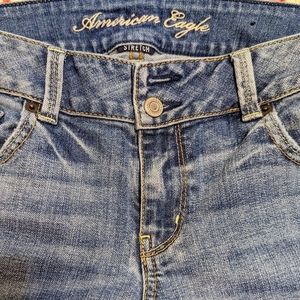 💥5 for 25 💥 American Eagle Artist distressed crop jeans 👖size 12
